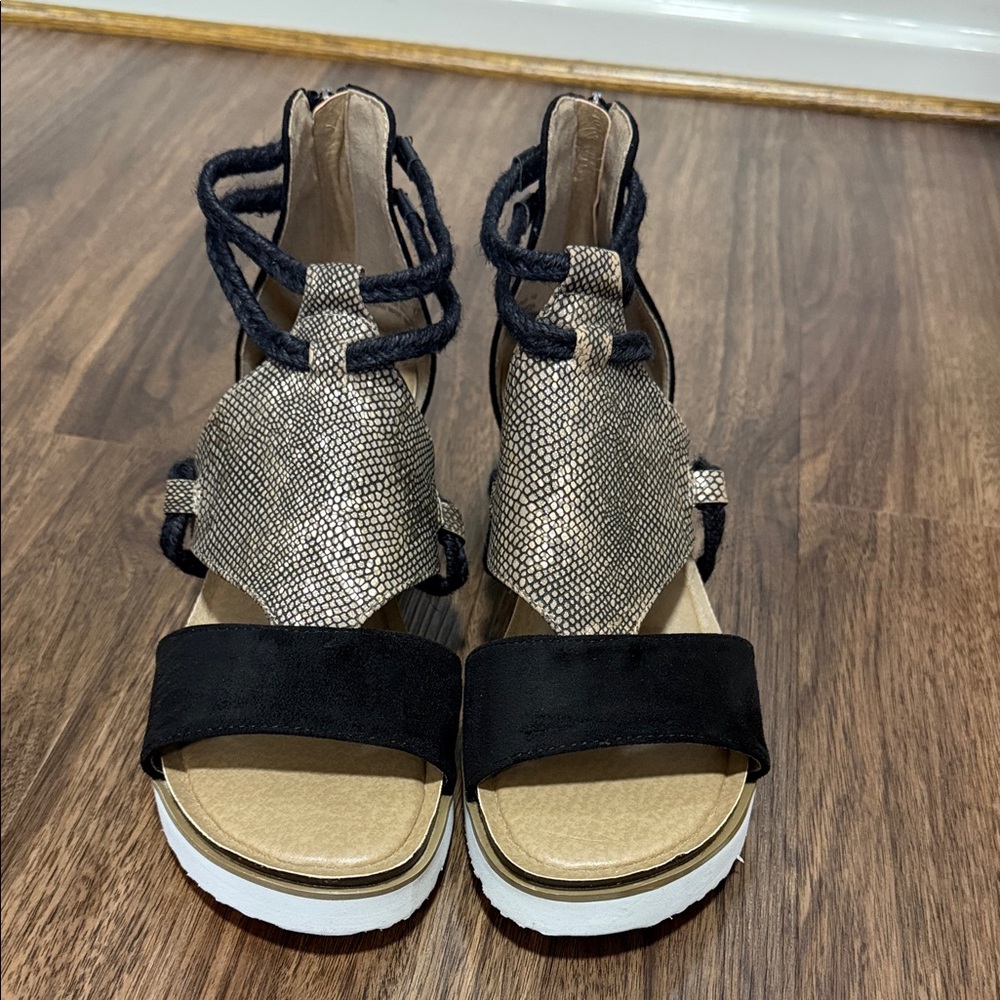 Boutique by Corky Browning Gunmetal Wedge Heel Strap Sandal-Brand New!